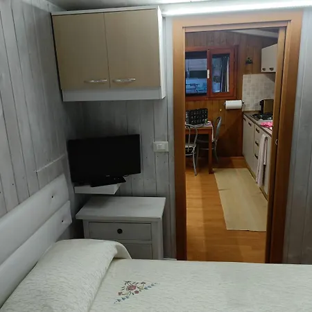 Felicia Apartmán *